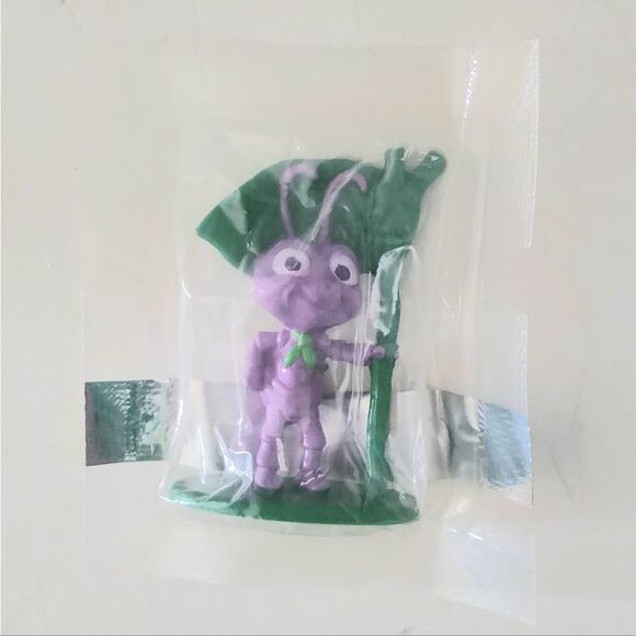 Princess DOT from Pixar 1998 Its a Bugs Life Mcdonalds toy new Vintage - Picture 1 of 3